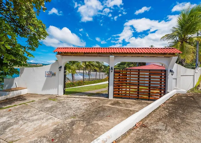 Casa De La Playa- Beachfront At Flamingo *