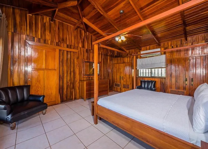 Casa De La Playa- Beachfront At Flamingo Ferienhaus Playa Flamingo