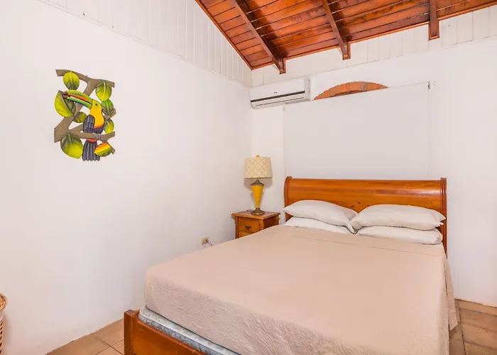 Casa De La Playa- Beachfront At Flamingo Ferienhaus